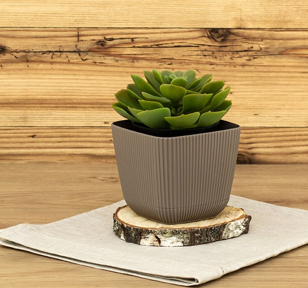 Кашпо ПИКАНТО 0,65л французский серый 11*11см М3208 Кашпо ПИКАНТО 0,65л французский серый 11*11см М3208